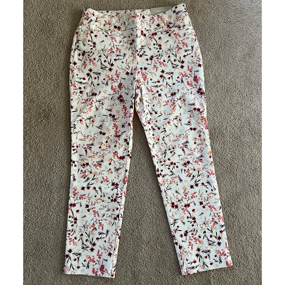 Chico's So Slimming Brigitte Petite Slim Leg Pant, Size 05.P, Stretch NEW w/tags